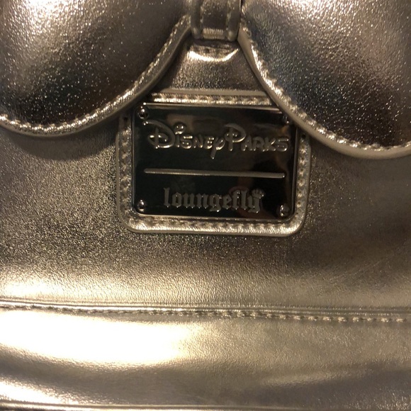 Anniversary Edition🎆:Loungefly Disney parks silver metallic drips ears backpack - Picture 4 of 10